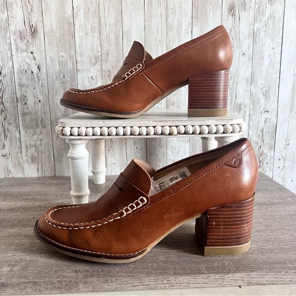 Sperry Women’s Seaport Penny Heel Leather Loafer Size 9 - Picture 1 of 8